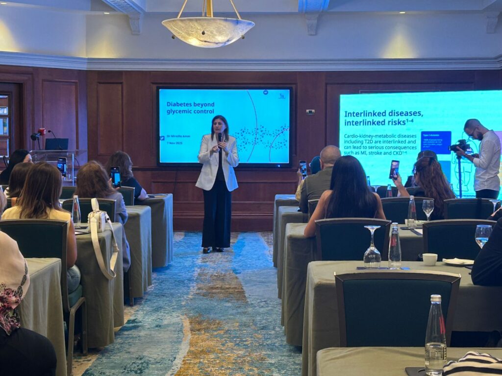 0222c7ec 0554 4b1c 921d dd57175a7566 - Executive-Women 0222c7ec 0554 4b1c 921d dd57175a7566