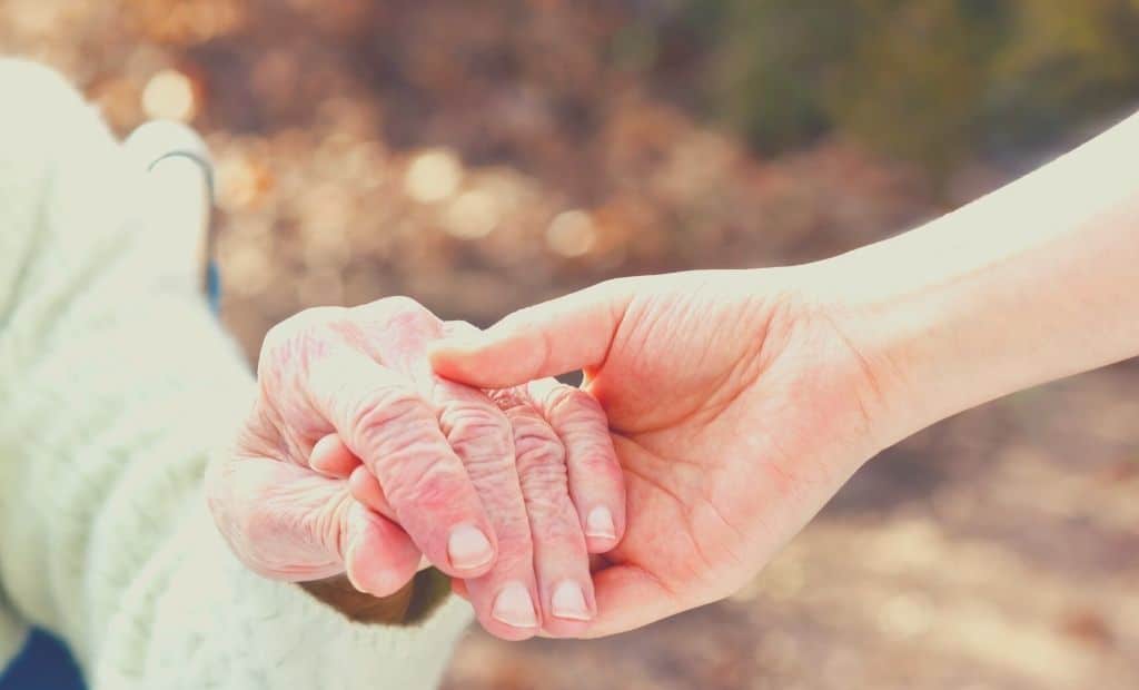 كيف تكون إنسانًا: لماذا تقوّي اللطف عقلك وروحك وحياتك - بقلم باميلا سخا - Executive-Women How to Be Human: Why Kindness Strengthens Your Mind, Soul, and Life - By Pamela Sakha