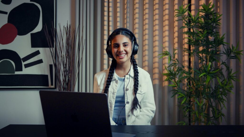 Rateel Alshihri Saudi content creator and podcaster 1 - Executive-Women Rateel Alshihri Saudi content creator and podcaster 1