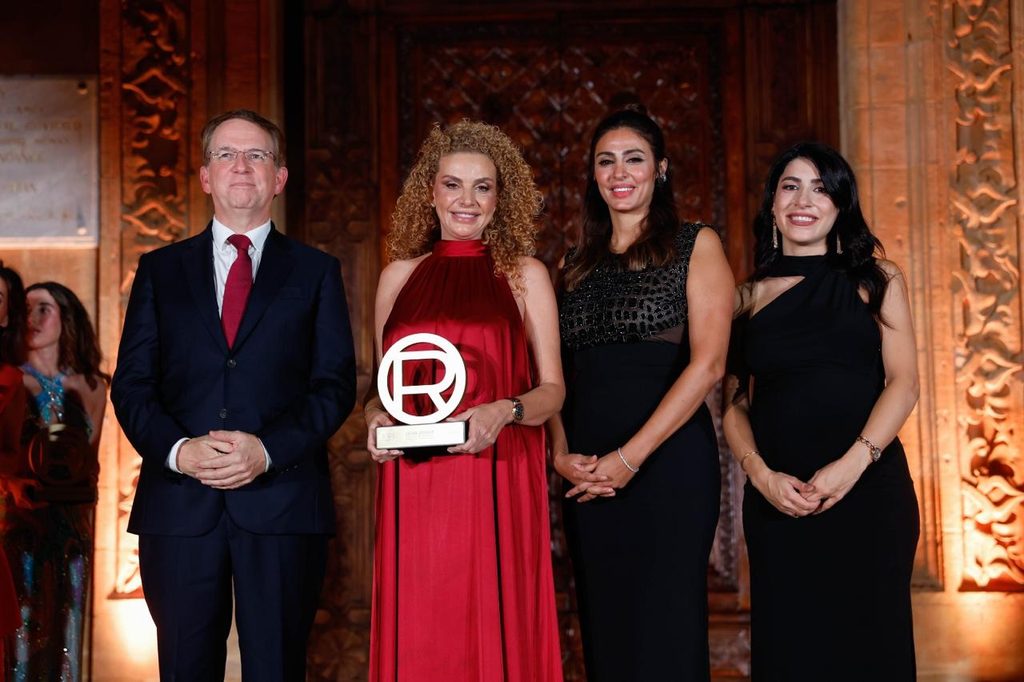 لوريال باريس تحتفي بست شخصيات لبنانية مؤثرة في النسخة الرابعة من «Women of Worth»