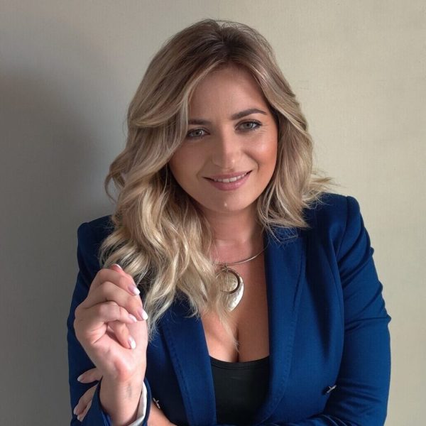 Raluca Buna: Raluca Buna is a senior executive success in business startup, business strategy, business restructuring & rebranding